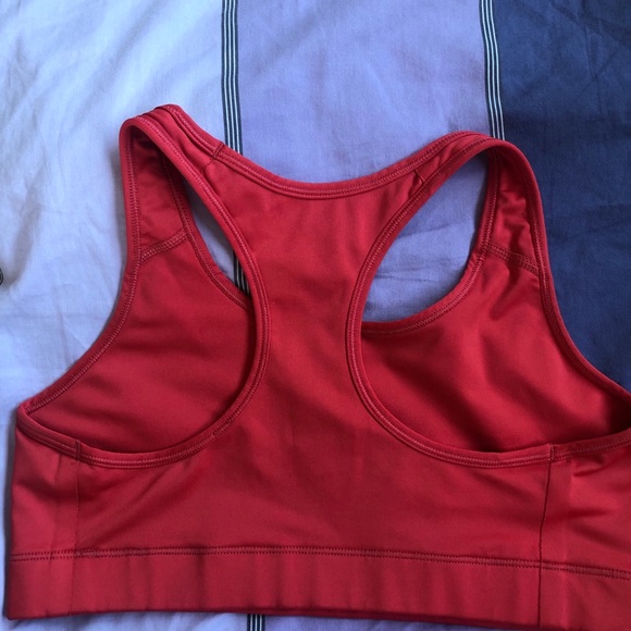 Nike pro dri-fit sports bra - Picture 3 of 3